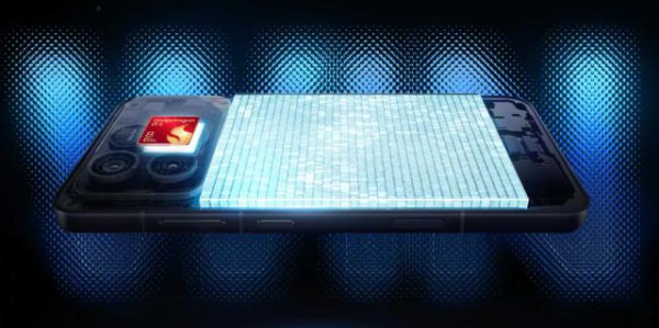 堆料史上最猛！来岁的小屏手机，把我看傻了